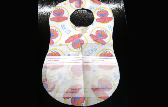 画像：食事用エプロン