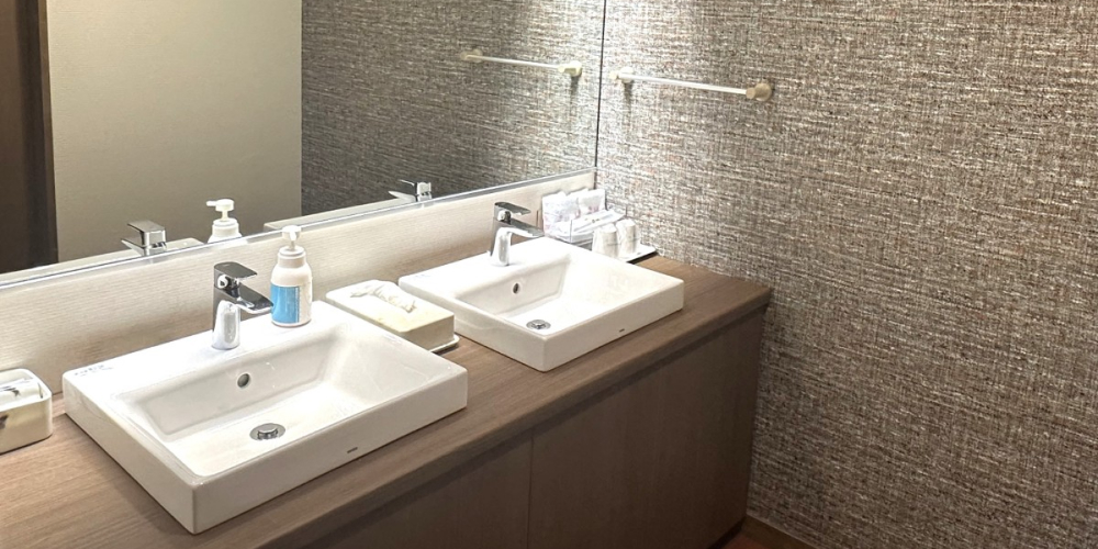 画像：露天風呂付客室 阿那賀